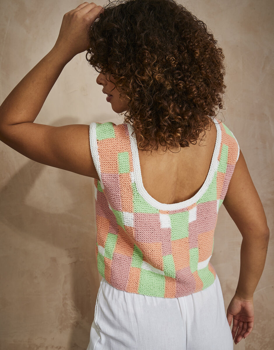 Sirdar STAYCATION TOP IN SIRDAR STORIES DK 10749