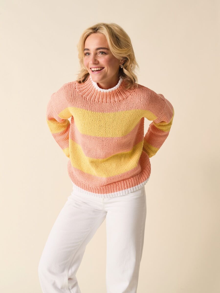 ROM COM ROLL NECK KNITTING PATTERN IN SIRDAR STORIES CHUNKY 10874