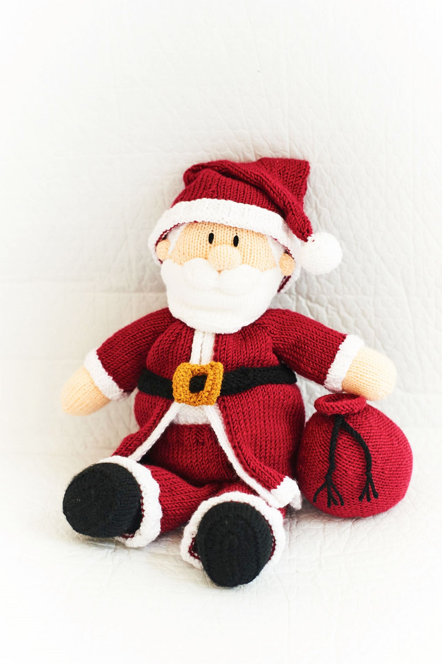 Pattern 9870 - Bellissima, Special DK, Bambino DK Santa Toy, Hat & Sweater