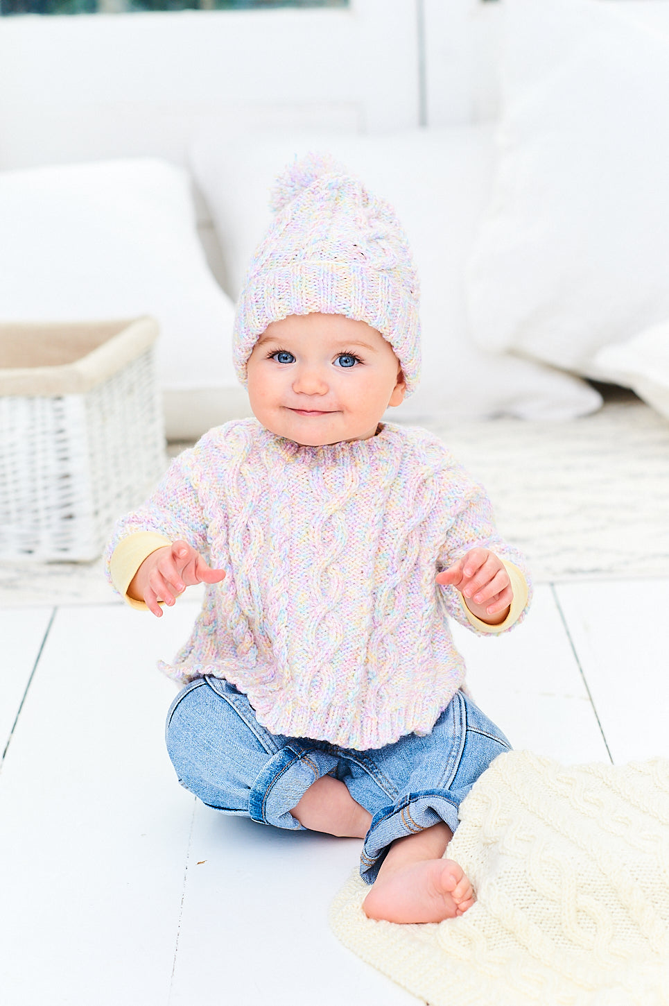 Pattern 9975 - Bambino DK, Sweet Dreams Poncho, Hat & Blanket set