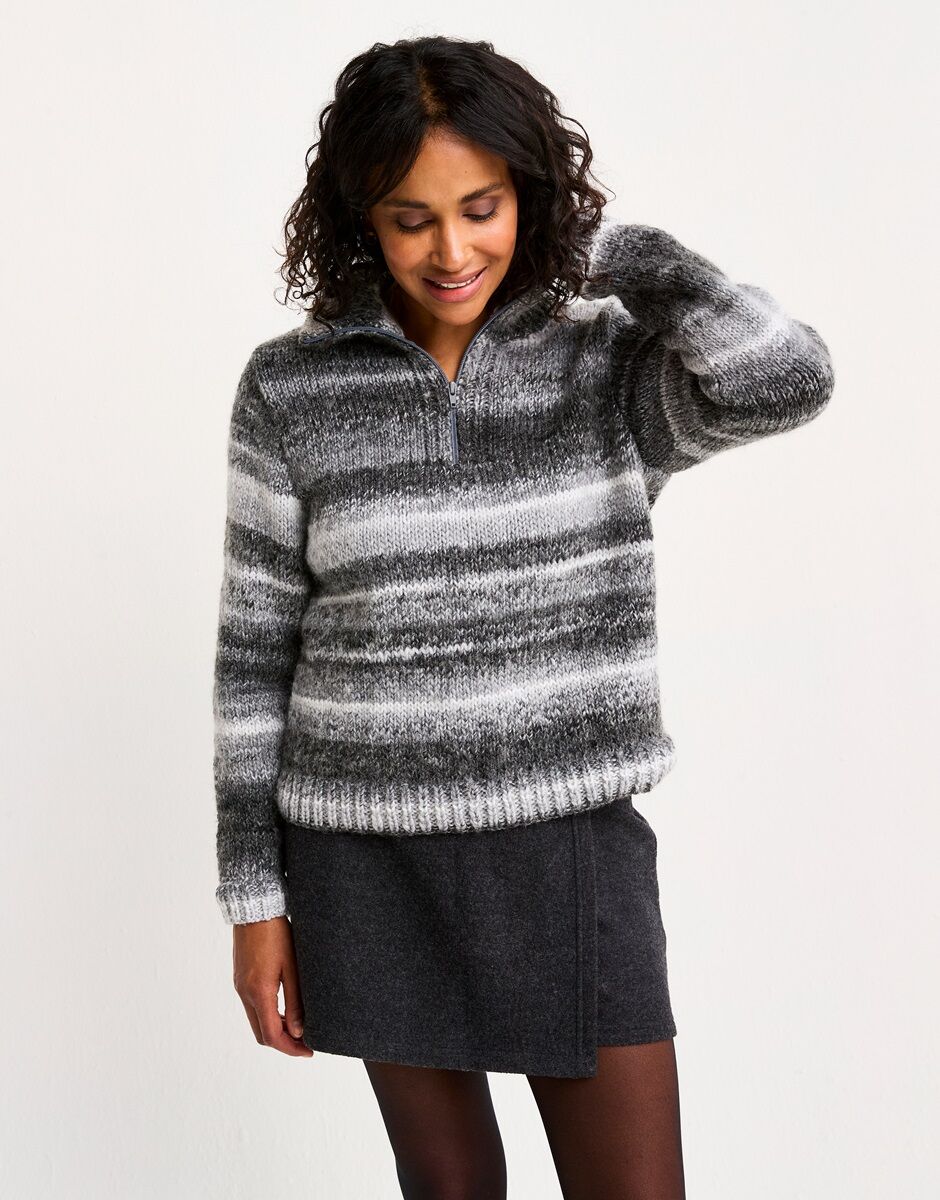 Sirdar QUARTZ ZIP COLLAR JUMPER KNITTING PATTERN IN JEWELSPUN WITH WOOL CHUNKY 10802