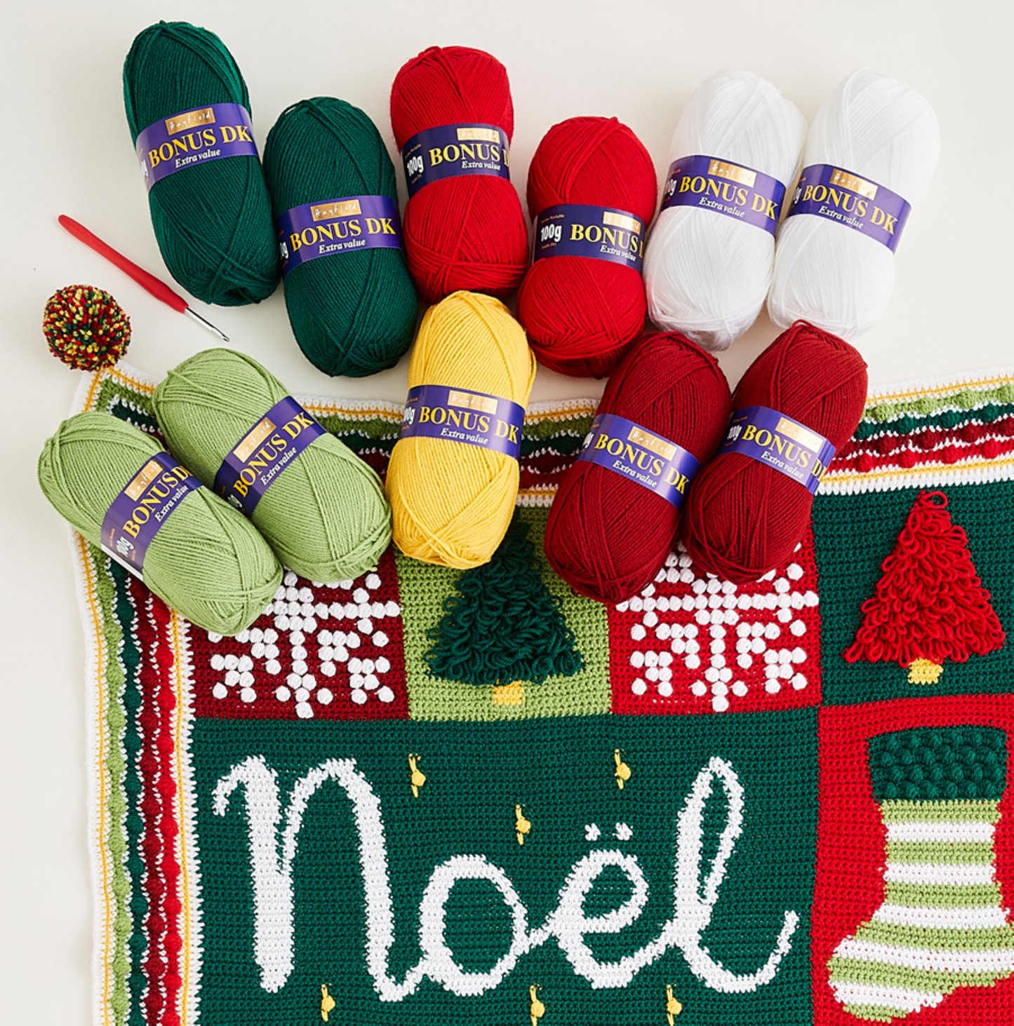 Noel Christmas Blanket CAL in Hayfield Bonus DK