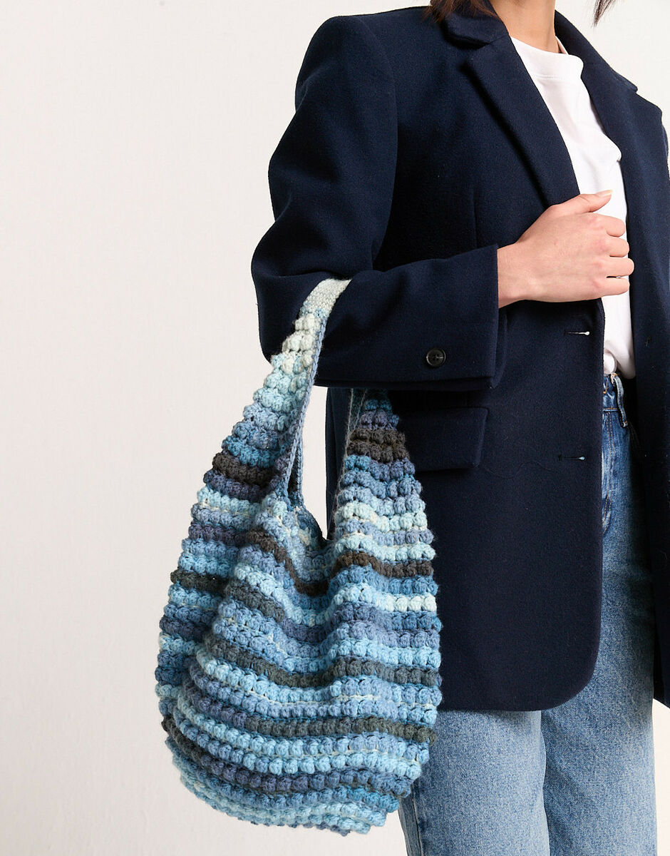 SLOUCHY SHOULDER BAG CROCHET PATTERN IN HAYFIELD SPIRIT DK 10799