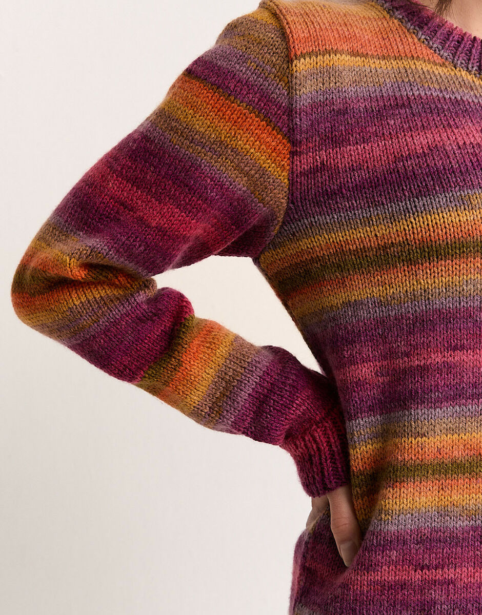 SWEATER DRESS KNITTING PATTERN IN HAYFIELD SPIRIT DK 10794