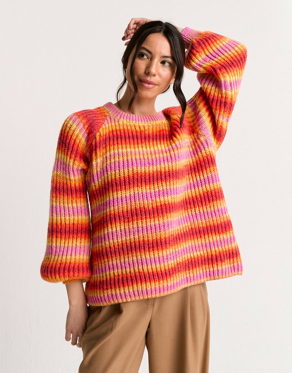 RAGLAN RIB SWEATER KNITTING PATTERN IN HAYFIELD SPIRIT DK 10790