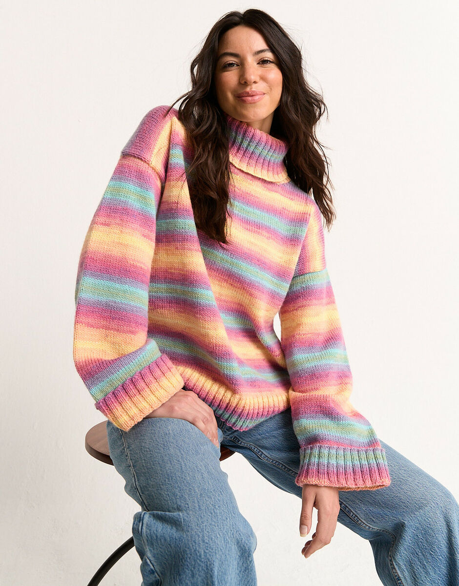 TURTLE NECK SWEATER KNITTING PATTERN IN HAYFIELD SPIRIT DK 10796
