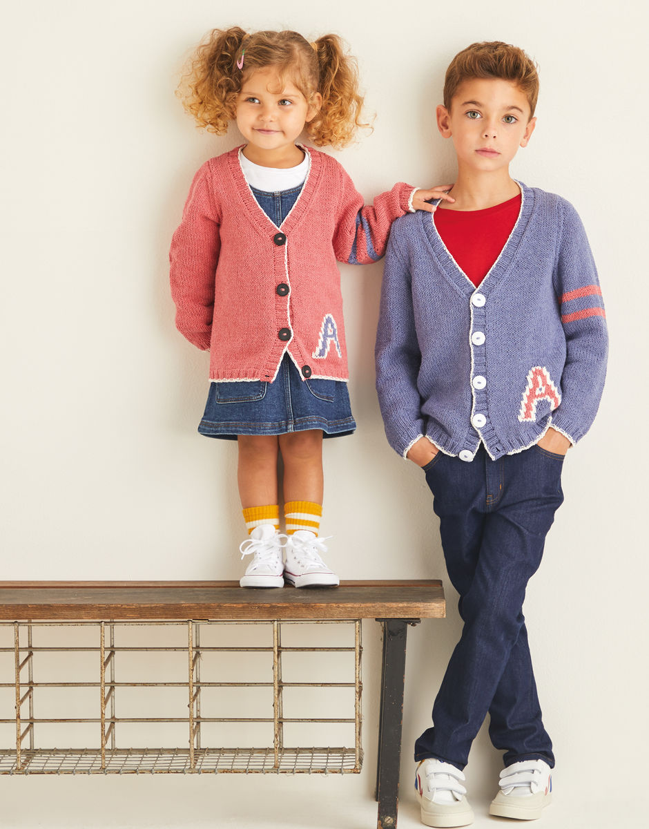 KIDS VARSITY CARDIGAN DK Age 3-7 2535