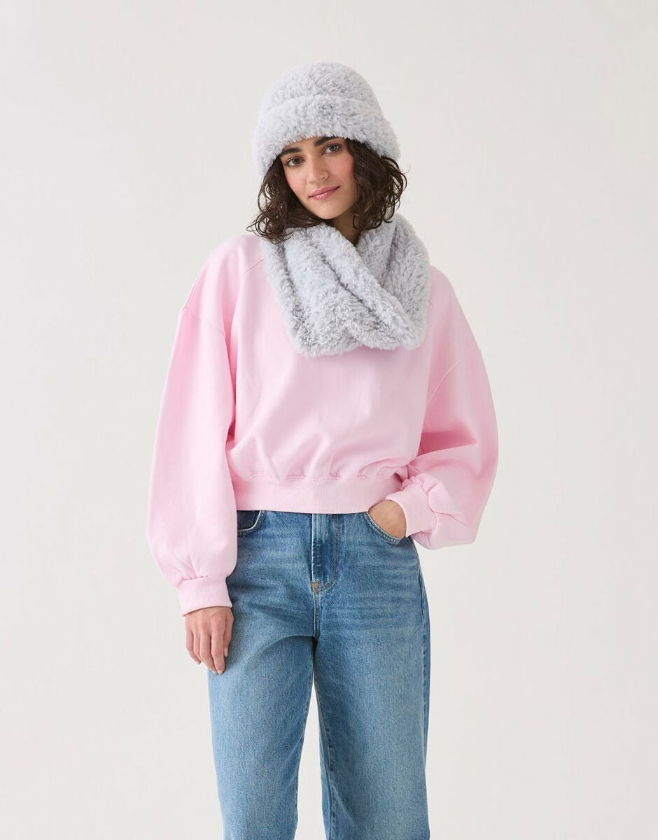 FLUFFY SNOOD & HAT KNITTING PATTERN IN SIRDAR ALPINE FUR EFFECT 10815