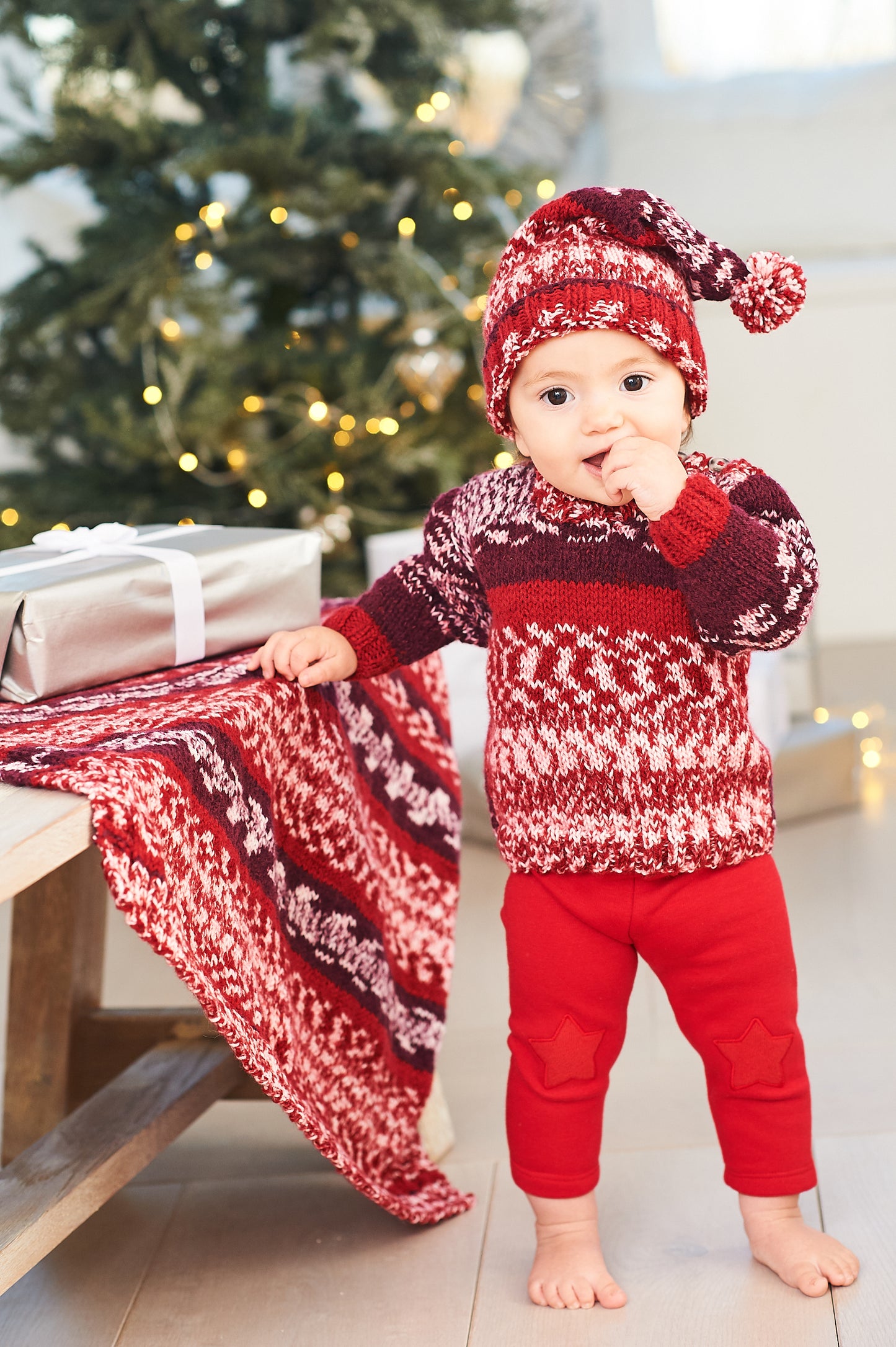 Stylecraft Pattern 10077 - Easy Fair Isle Effect Sweater, Blanket & Hat Aran