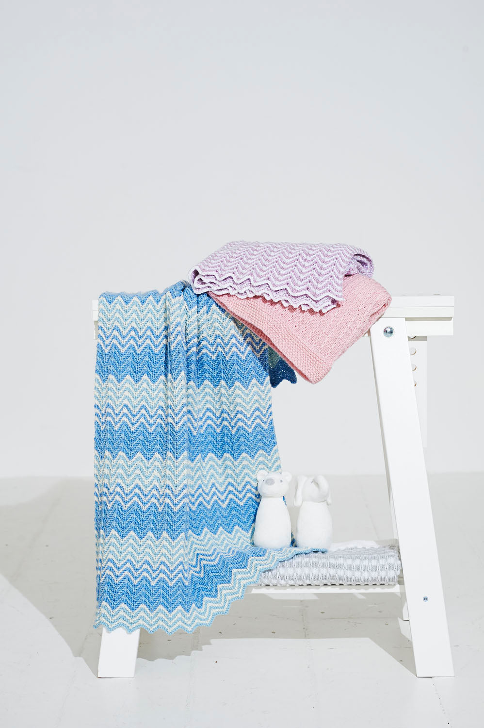 Stylecraft Pattern 9506 - Bambino DK Blankets