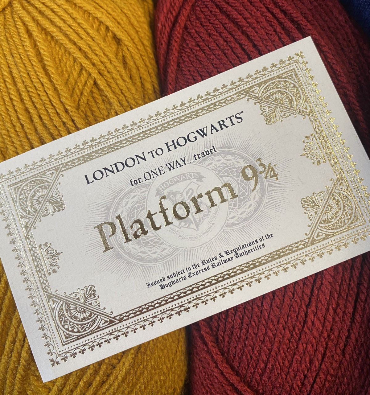 Sirdar Harry Potter Hogwarts Crochet Along Official Yarn Pack – Bonus DK