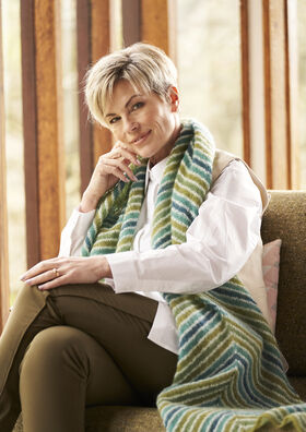 Kidsilk Haze Accessories
by Lisa Richardson, Kaffe Fassett, Georgia Farrell, Chloe Thurlow, Anna Hull