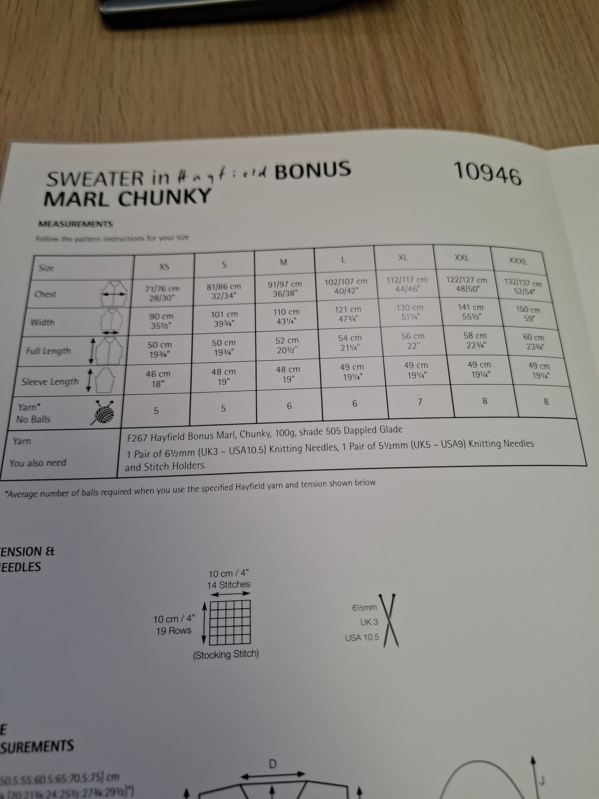 Hayfield Bonus Marl Chunky: V-Neck Cropped Sweater Knitting Kit