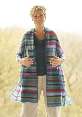 Kidsilk Haze Accessories
by Lisa Richardson, Kaffe Fassett, Georgia Farrell, Chloe Thurlow, Anna Hull