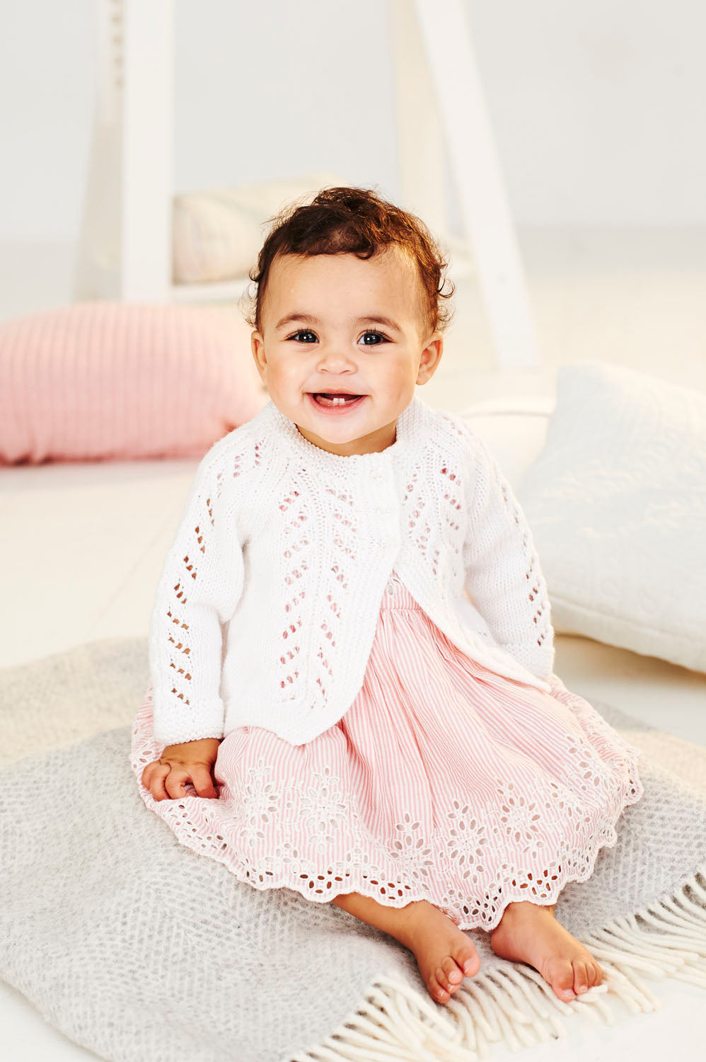 Stylecraft Pattern 9499 - Bambino DK
A Line Sweater and Cardigan