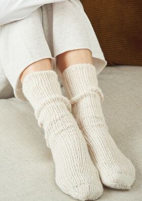 Pure Cashmere by Lisa Richardson