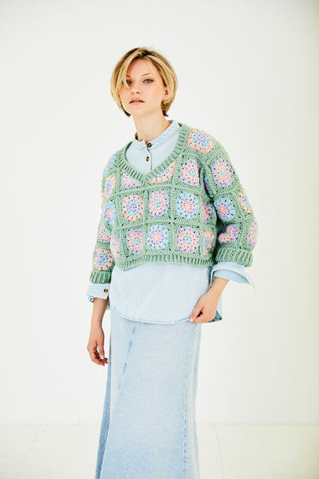 Stylecraft Pattern 10172 - Grace, Serene
Crochet Sweater & Cardigan