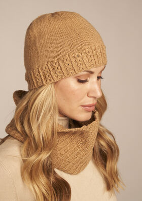 Pure Cashmere by Lisa Richardson