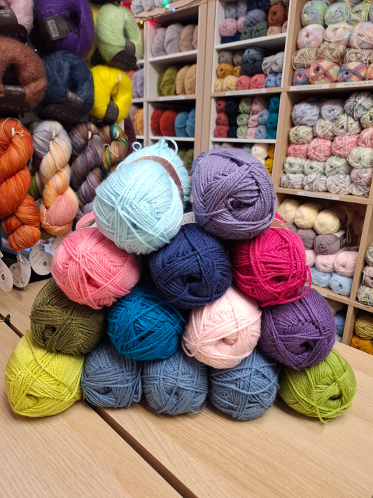 Summer Palace Crochet kit.